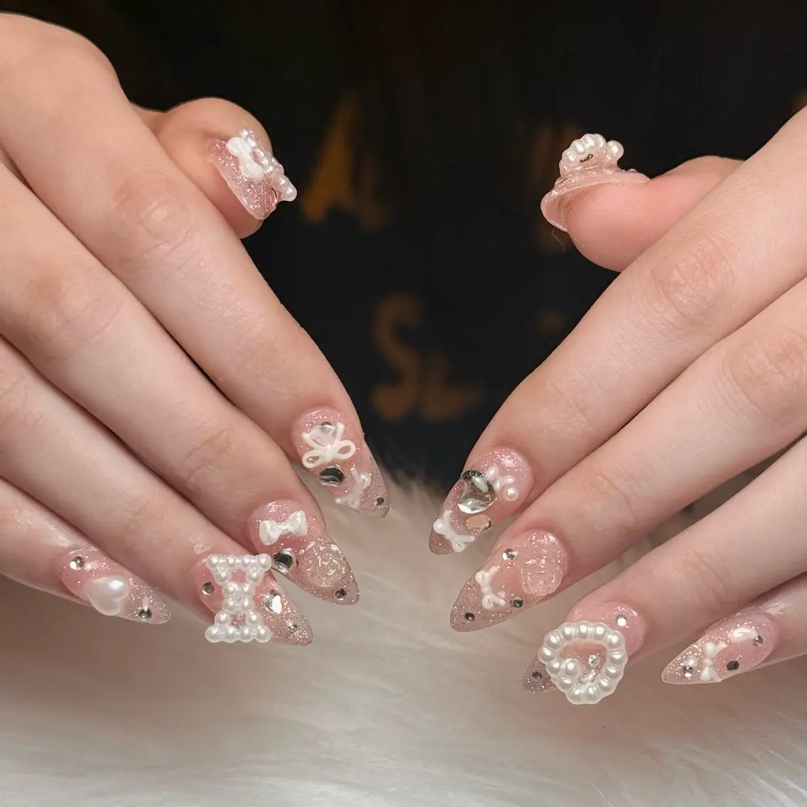 ネイル チークネイル ドット フレンチネイル グラデーション ハート ハンドネイル ハンドケア Nihonthy Nail 新宿のネイルデザイン