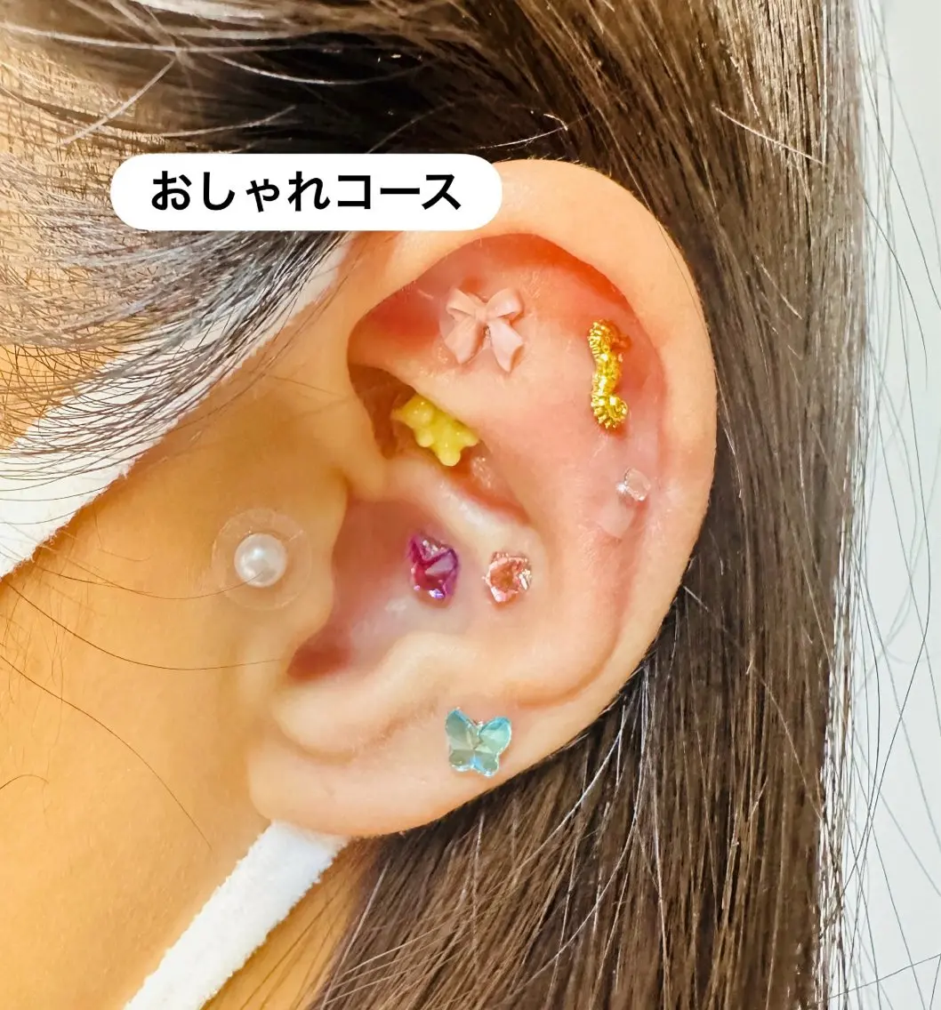💎耳ツボジュエリー💎【おしゃれコース(両耳20粒)】の写真
