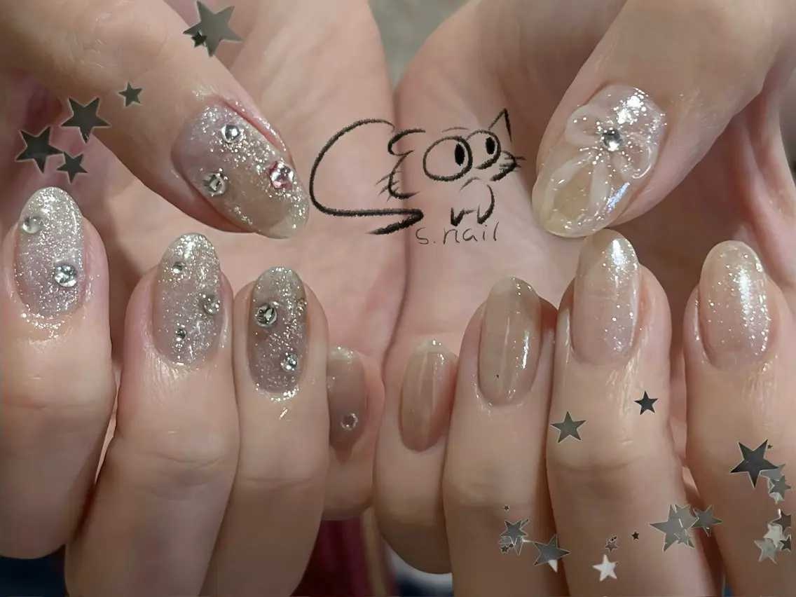 ネイル フレンチネイル ジェルネイル キラキラネイル ラメ(グリッター) マグネットネイル S.nail _のネイルデザイン