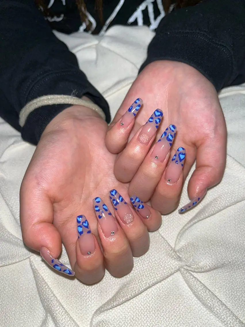 ネイル ハンドネイル nail.salon .Reversalのネイルデザイン