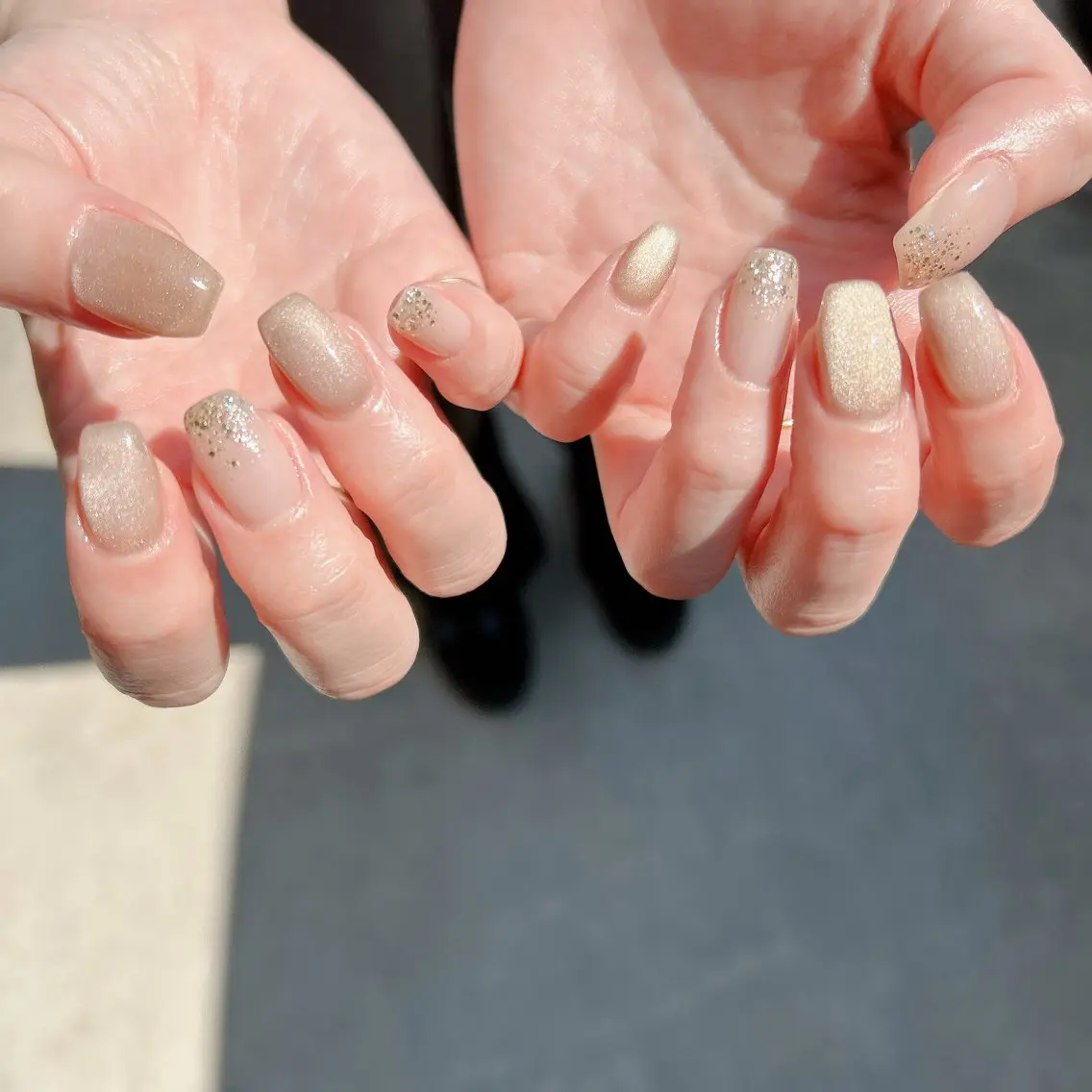 ネイル ラメ(グリッター) マグネットネイル nailsalon Asryのネイルデザイン