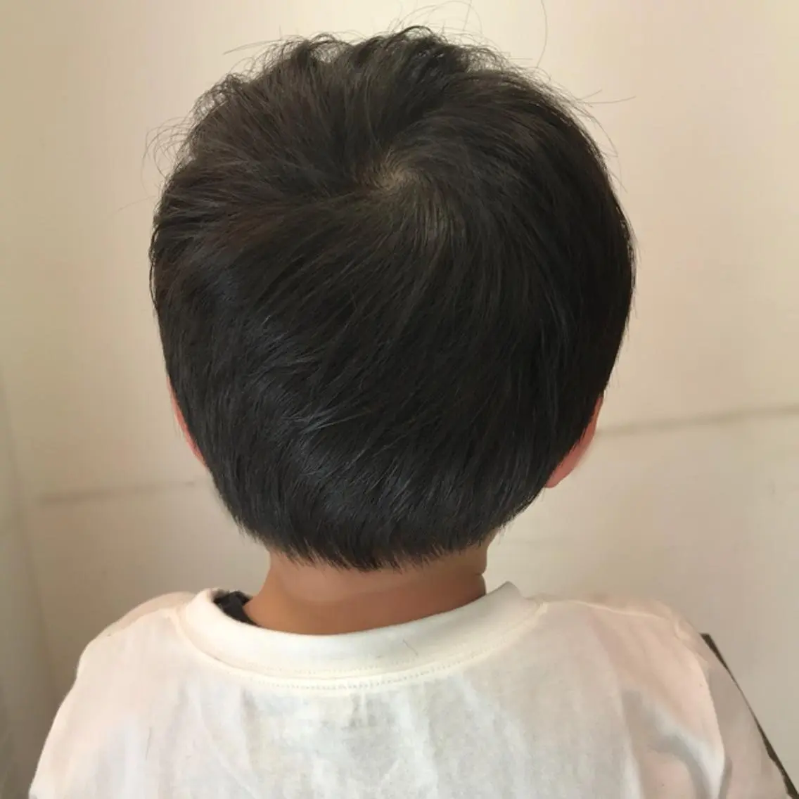 キッズ カット 嶋村 望美のヘアスタイル