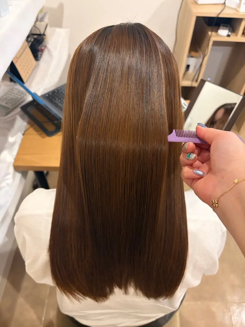 ロング カット 縮毛矯正 中農 有梨恵のヘアスタイル