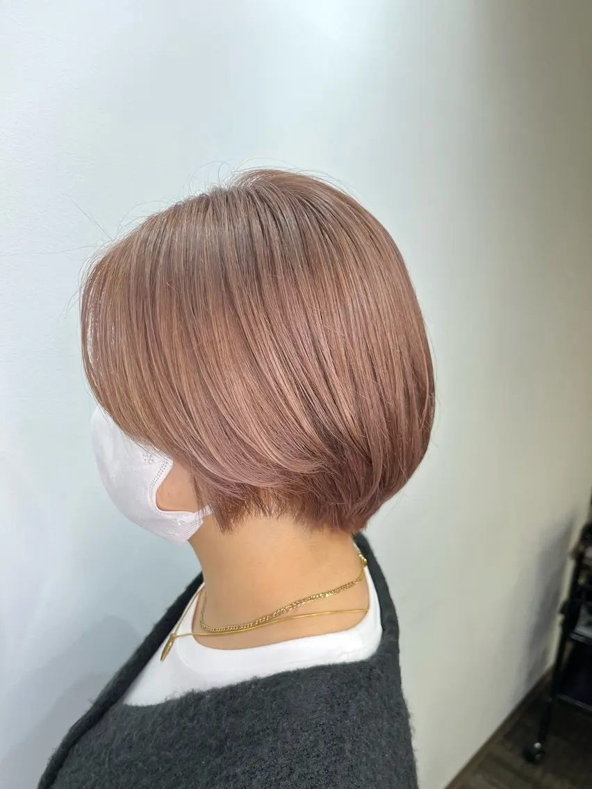 ショート カラー ベージュカラー ダブルカラー ピンクカラー ピンクベージュ Lohas Asatoのヘアスタイル