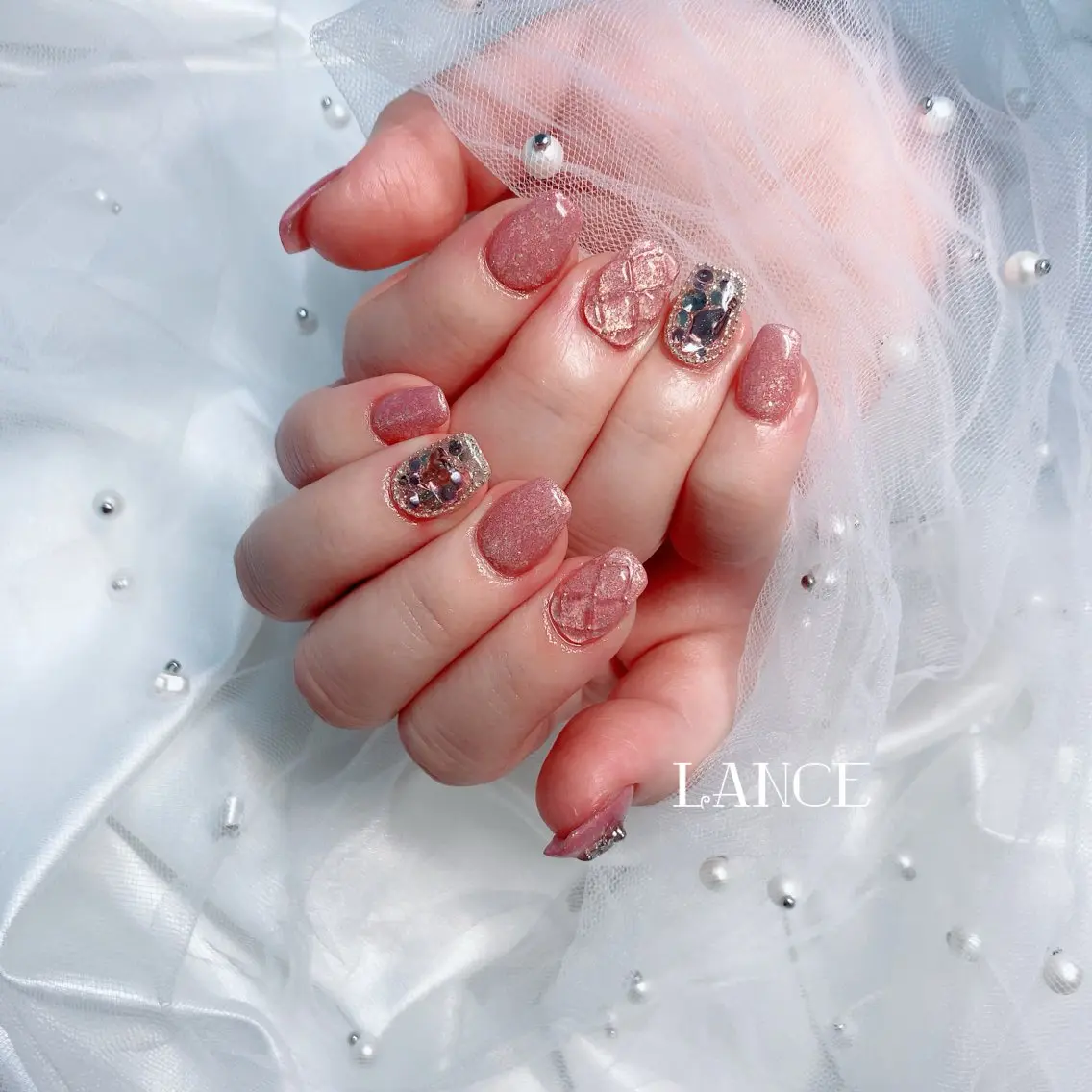 ネイル オーロラネイル フレンチネイル キラキラネイル 韓国ネイル ピンク Lance nailのネイルデザイン