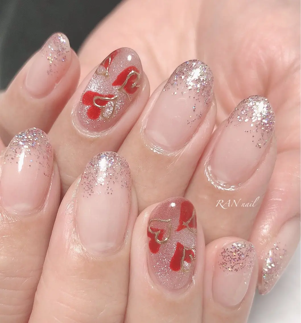 ネイル アートネイル 成人式 グラデーション ハート キラキラネイル RAN nailのネイルデザイン