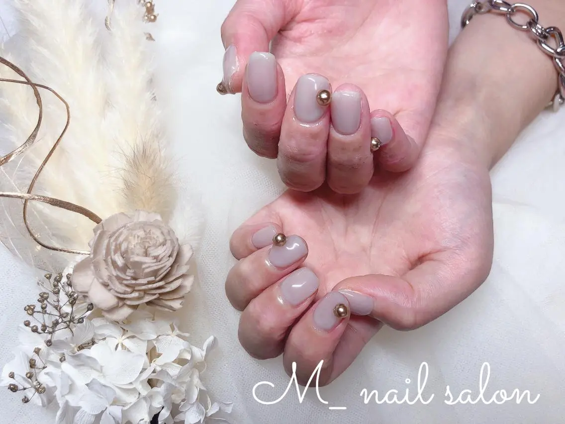 ネイル シンプルネイル M_ nail salonのネイルデザイン