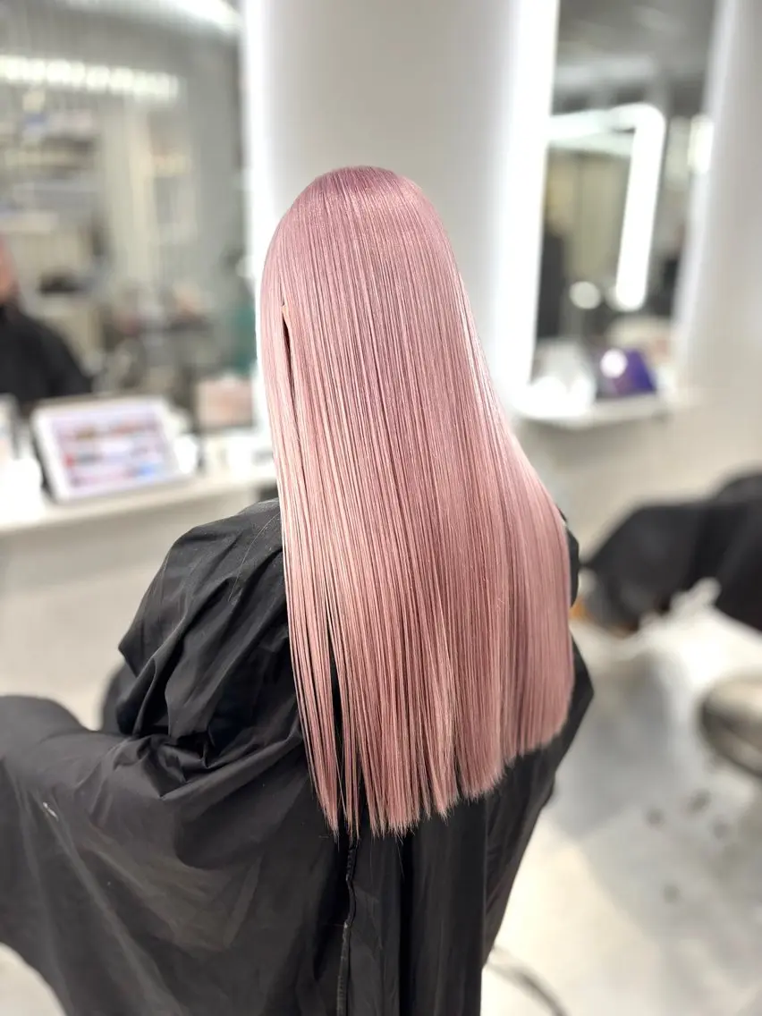 ロング カラー ピンクカラー ホワイトピンク カット ヘアカラー トリートメント ブリーチ特化 / share 元太のヘアスタイル