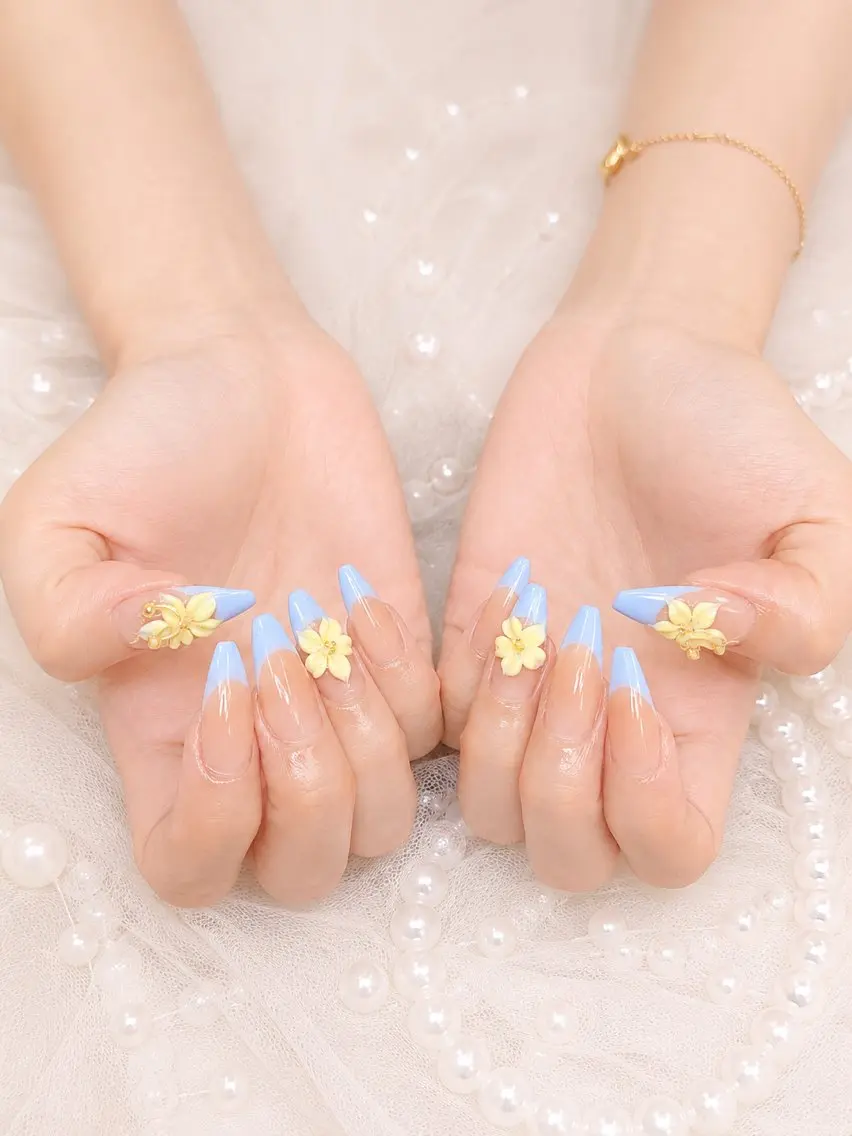 ネイル 長さ出し ジェルネイル キラキラネイル 韓国ネイル ロングネイル ハンドネイル ハンドケア min nail salonのネイルデザイン