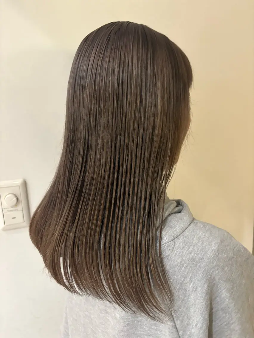 ロング カラー ベージュカラー 🌊インナーカラー 🐬櫻井海星のヘアスタイル