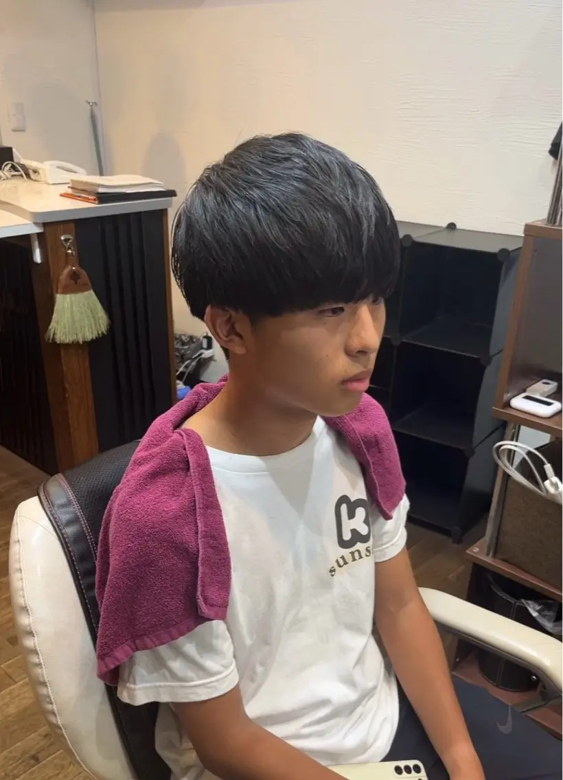 メンズ マッシュ カット 菅野 誠のヘアスタイル