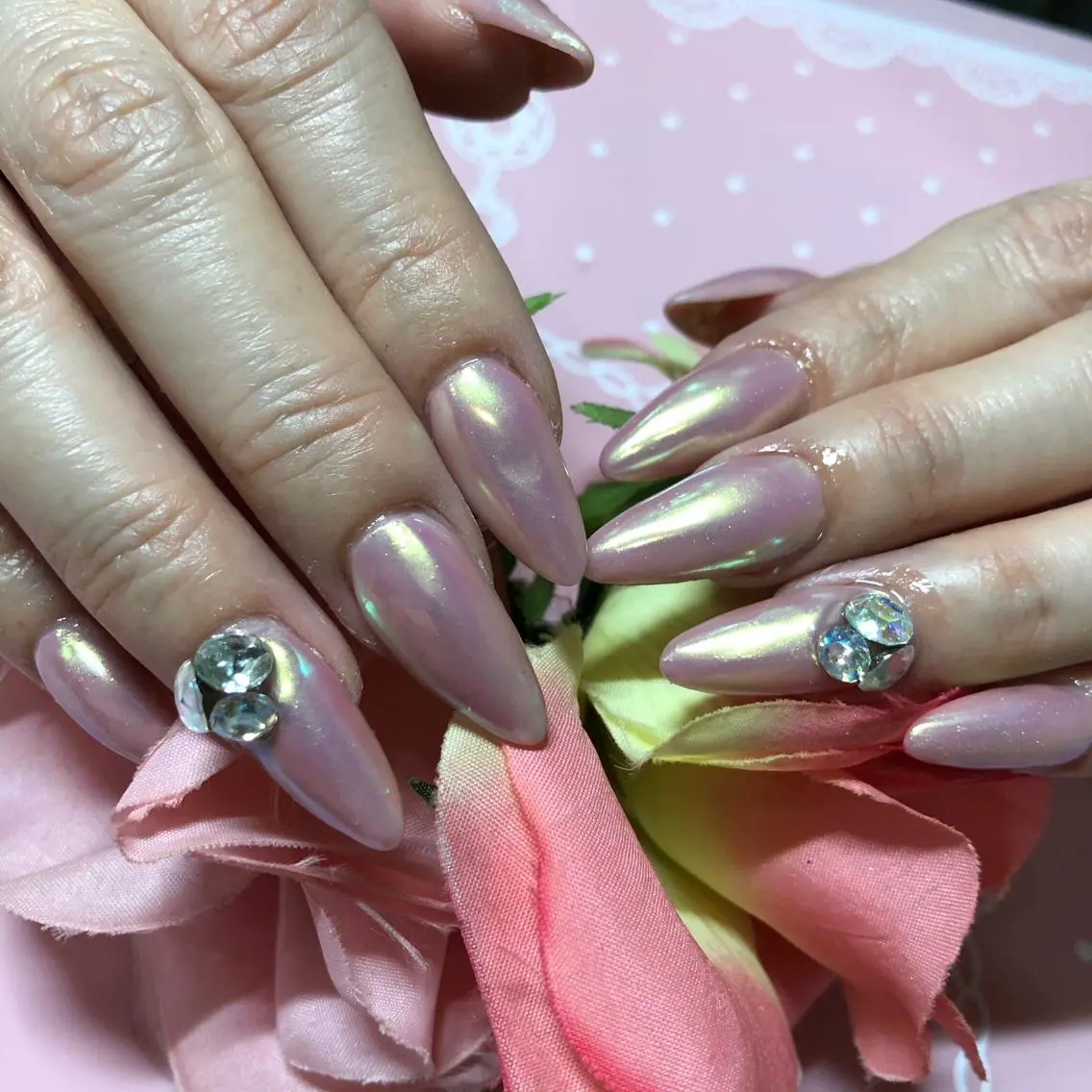 ミディアム ネイル ハンドネイル 《LB》ラブリエ Nail&eyeのマツエク・マツパデザイン