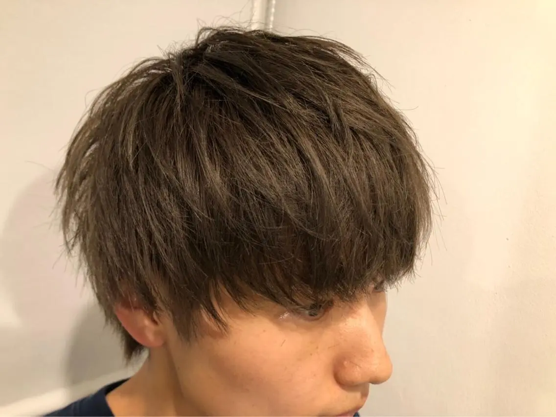 【メンズ対象クーポン】骨格に合わせたフレームカット+カラー+炭酸泉ジェットスパ+ケアトリートメントの写真