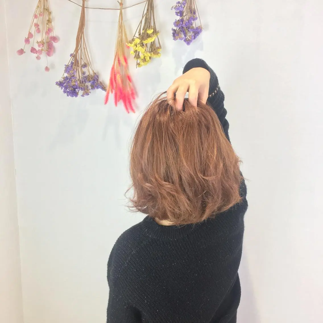カラー ブリーチ 小顔レイヤー/ ベージュ🤍Rieのヘアスタイル