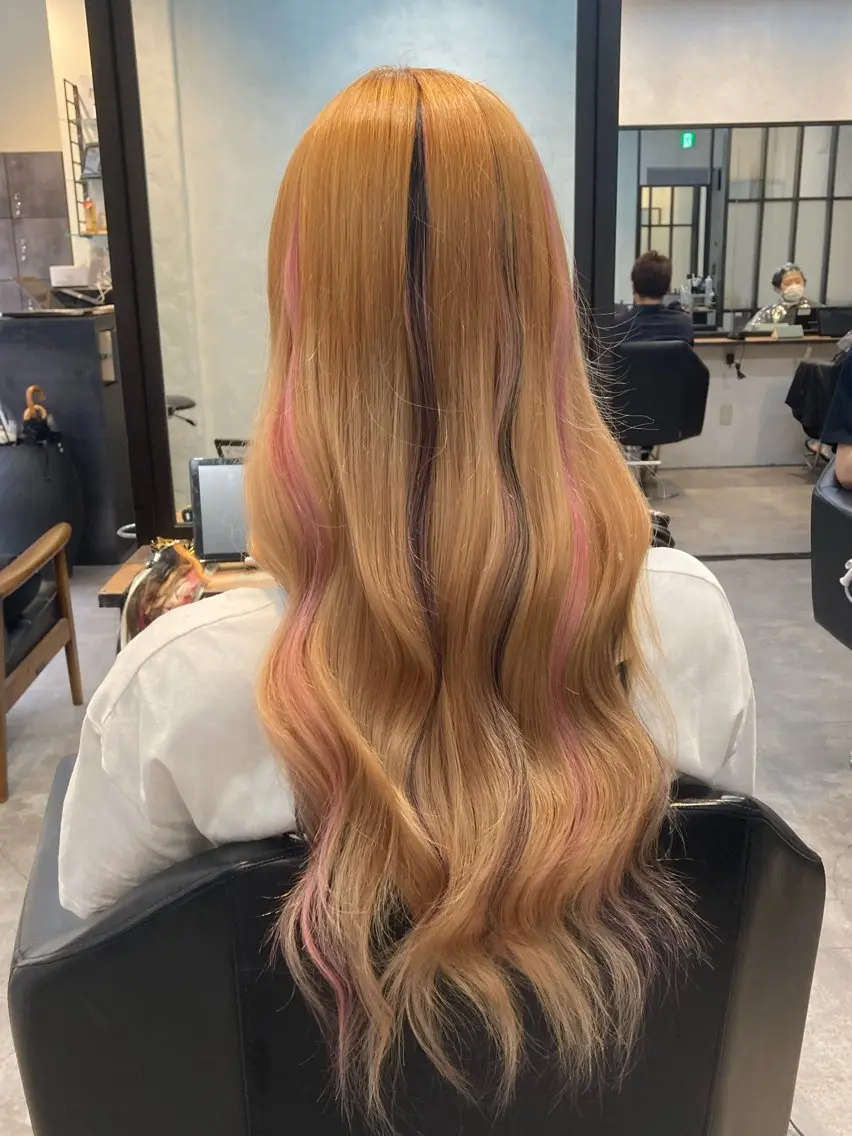 ロング カラー ヘアカラー エクステ ✨最安値✨エクステ カラー🌼つきな🌼のヘアスタイル