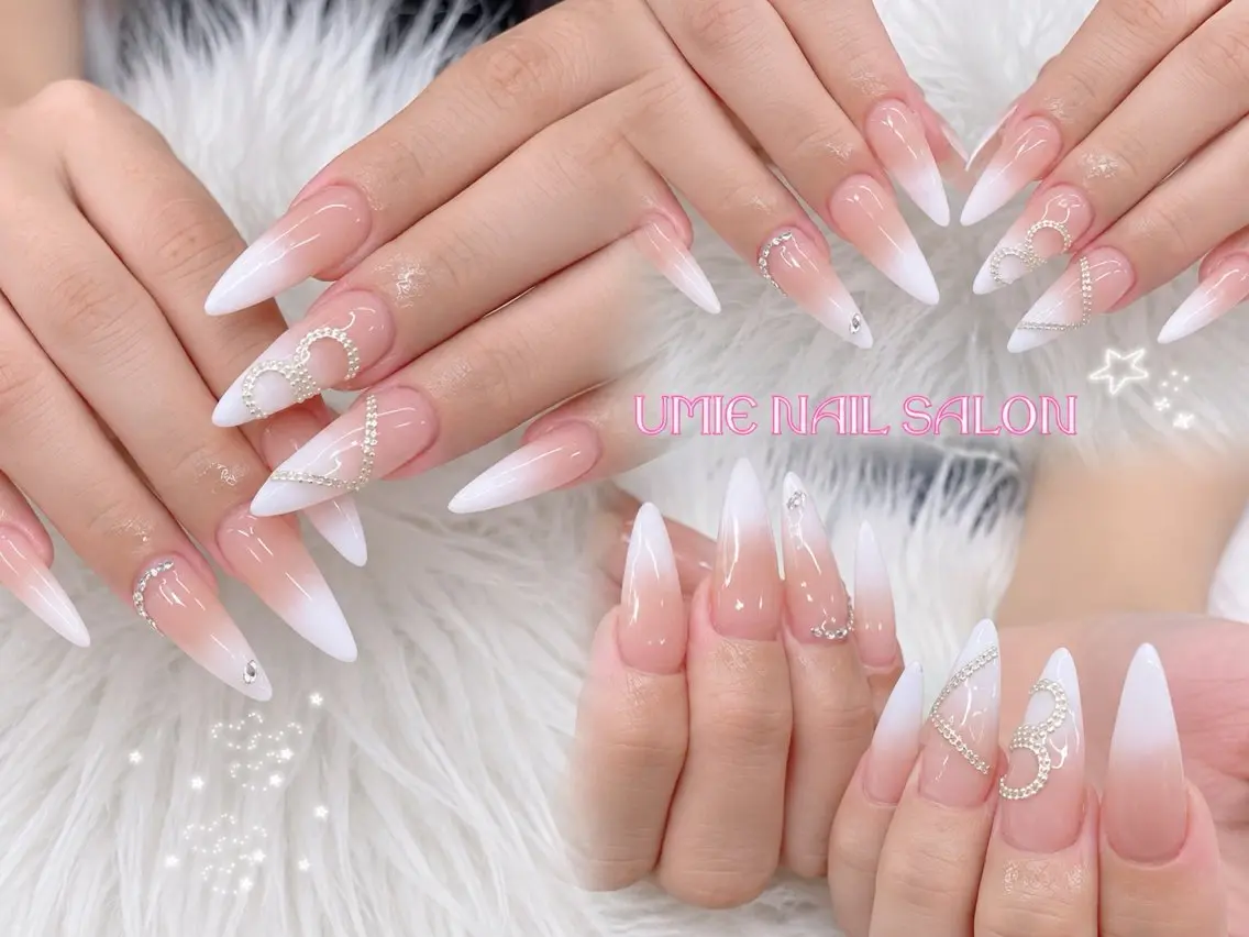 ネイル フットネイル フレンチネイル ジェルネイル ガラスフレンチ マグネットネイル ハンドネイル UMIE NAIL SALONのネイルデザイン