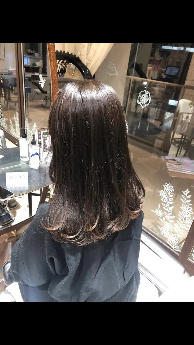 ロング レイヤーカット カイ マコトのヘアスタイル