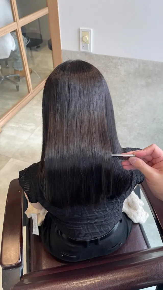 セミロング カラー ヘアカラー 縮毛矯正クロスパーマ 益子達也のヘアスタイル