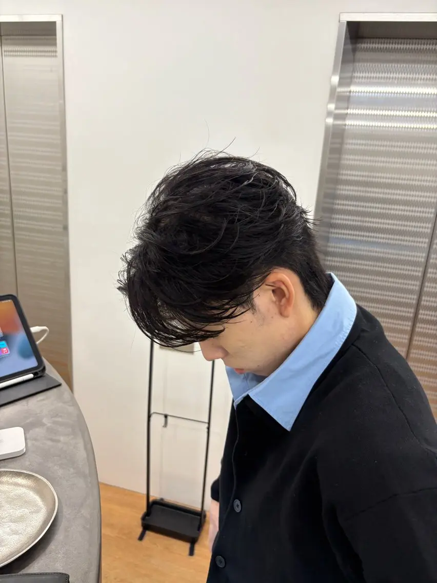 ショート パーマ メンズ フェザーパーマ メンズパーマ タクミ/名駅/栄 メンズ特化型美容師のヘアスタイル