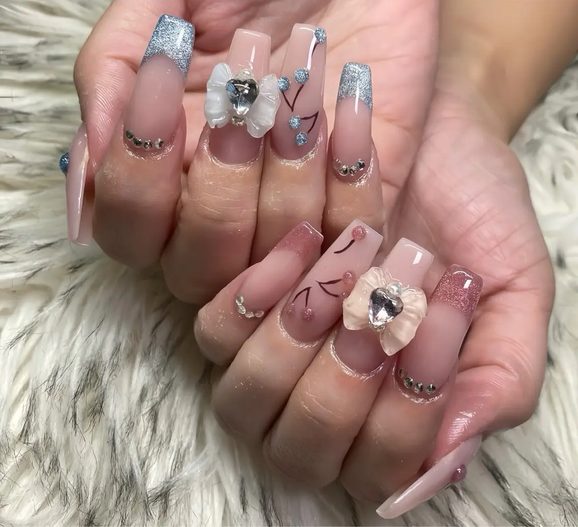 ネイル アートネイル フレンチネイル ジェルネイル 韓国ネイル ミラーネイル ハンドネイル Rin Nail 新大久保店のネイルデザイン