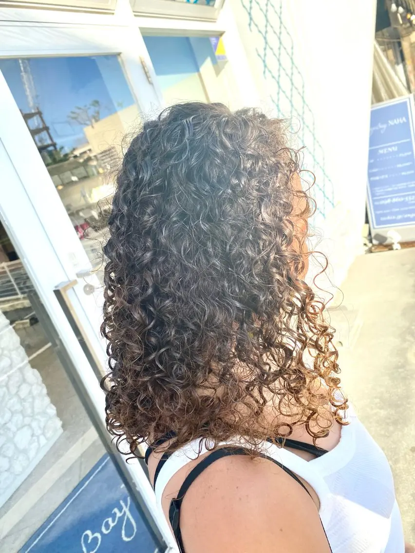 ミディアム パーマ カット パーマ 饒平名 知也のヘアスタイル