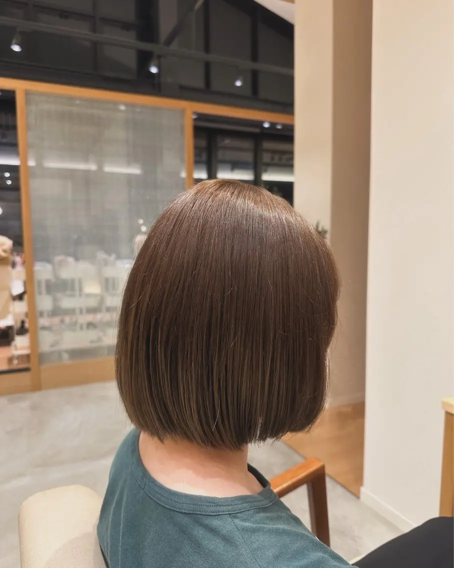 ショート 切りっぱなしボブ ボブ カット トリートメント 出口 凜乃介のヘアスタイル