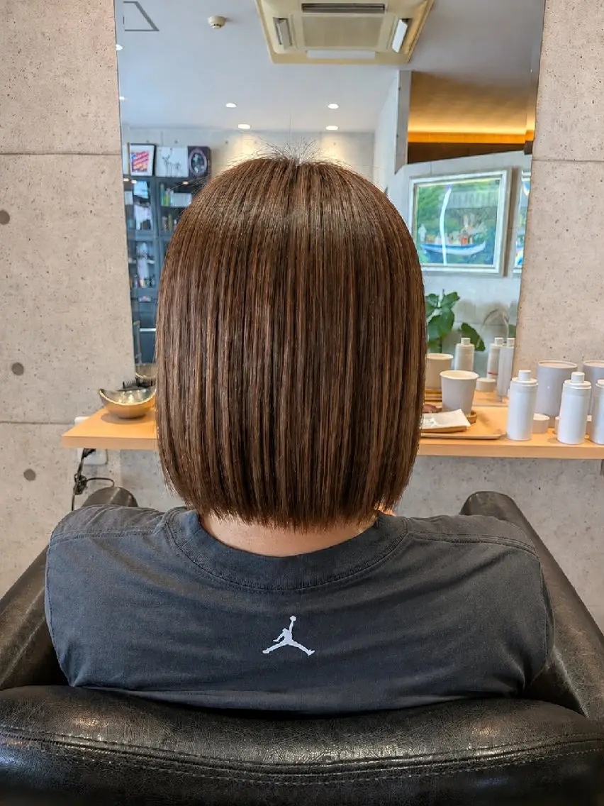ミディアム NISHIDA MINAMIのヘアスタイル