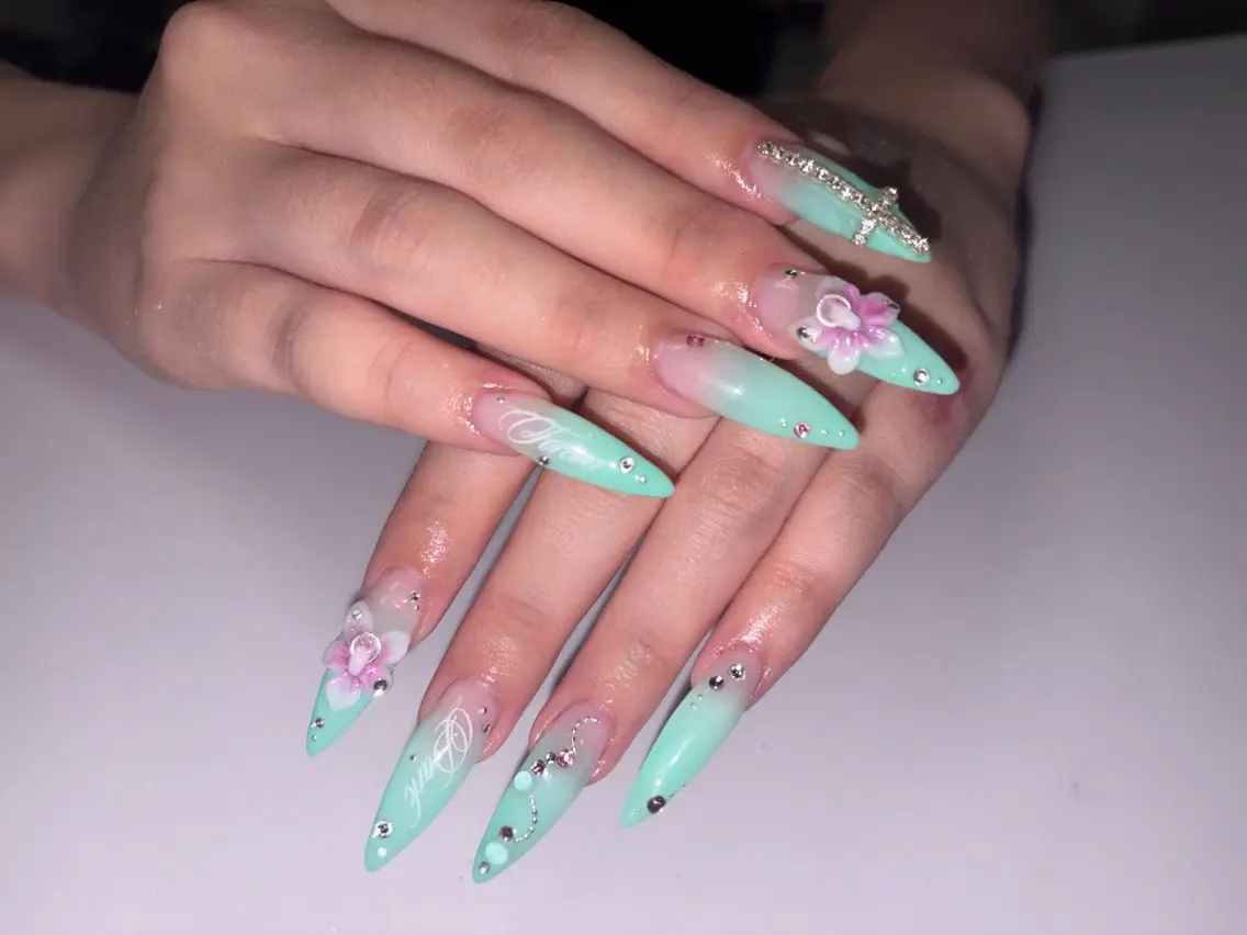 ネイル ハンドネイル mauvely モアナのネイルデザイン