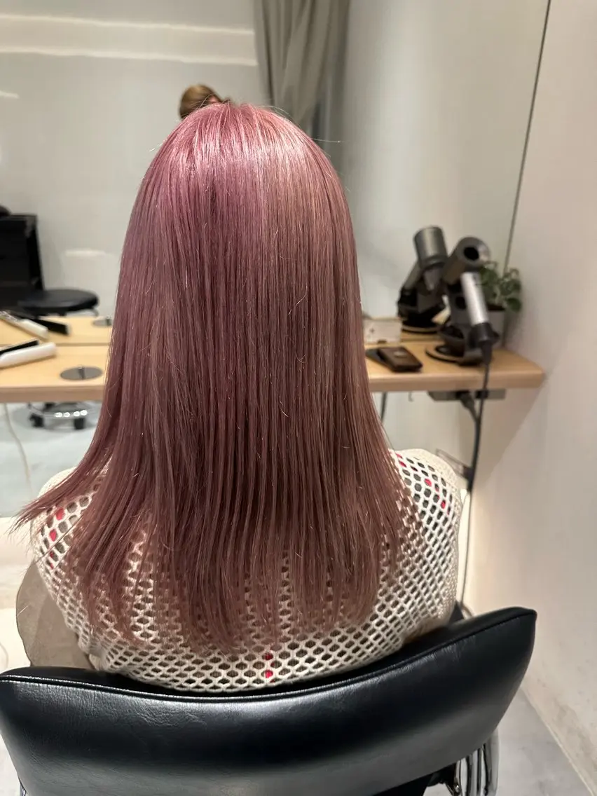 セミロング カラー ヘアアレンジ ハイトーンカラー ヘアカラー トリートメント オリーブ透明感カラー 表参道/MIKUのヘアスタイル