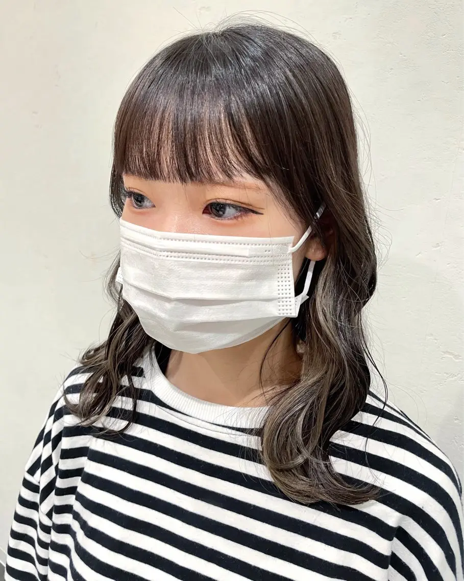 セミロング パープルカラー カット 🫧レイナ 🫧 ツヤ髪／艶カラー🫧のヘアスタイル