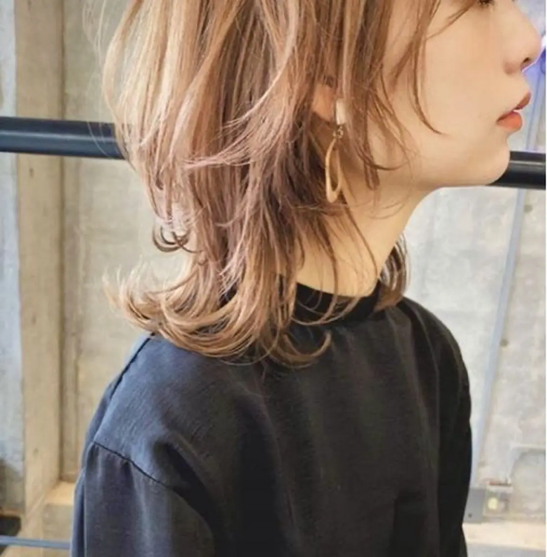 ミディアム ウルフカット ゆ ずのヘアスタイル