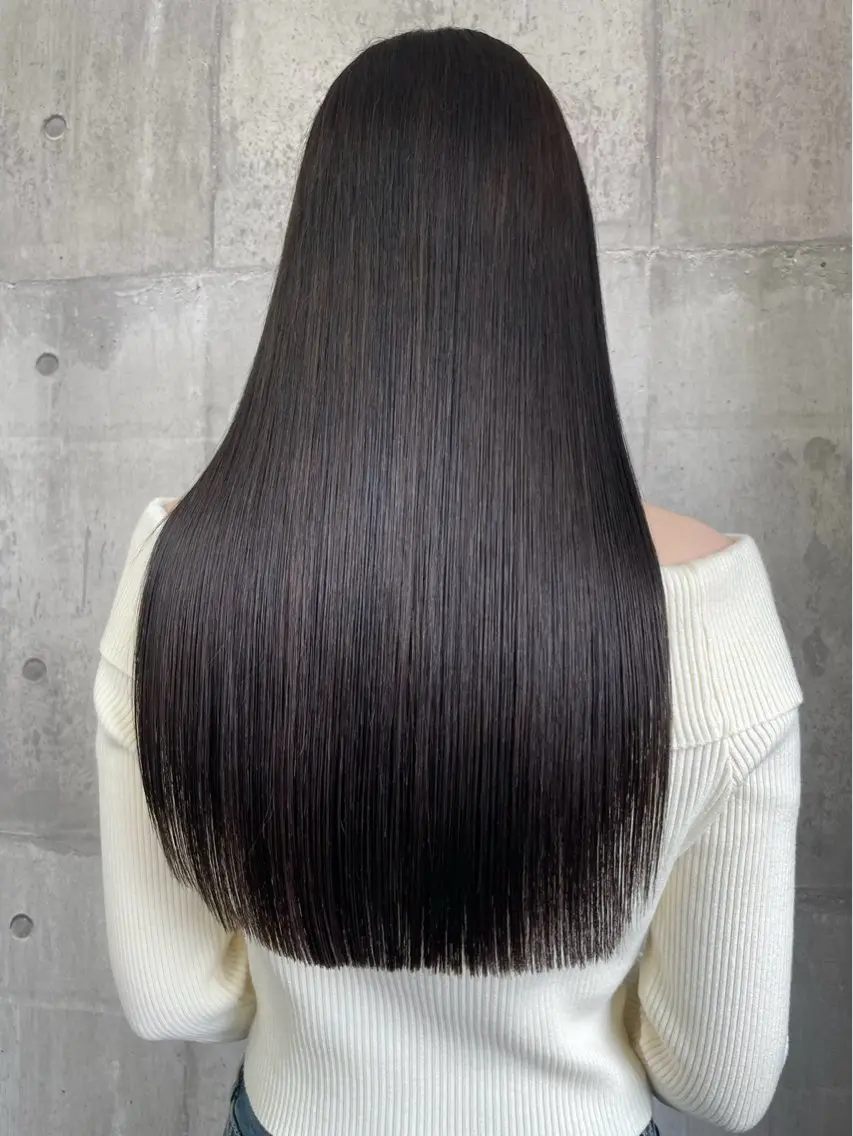 縮毛矯正艶々ストレートの写真