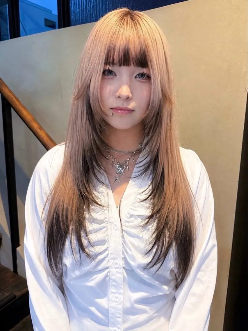 ロング カラー レイヤーカット ヘアカラー レイヤー / ボブ/ 透明感カラーsakiのヘアスタイル