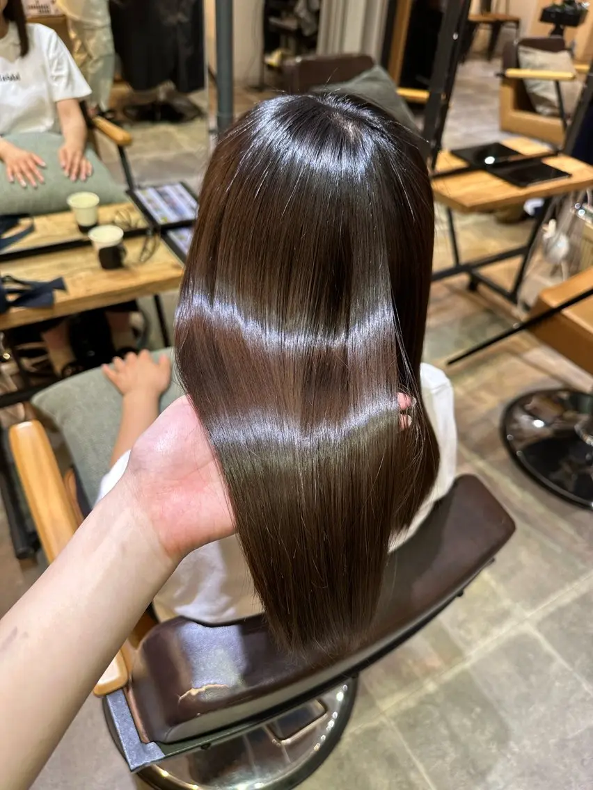 ロング 金 春江のヘアスタイル