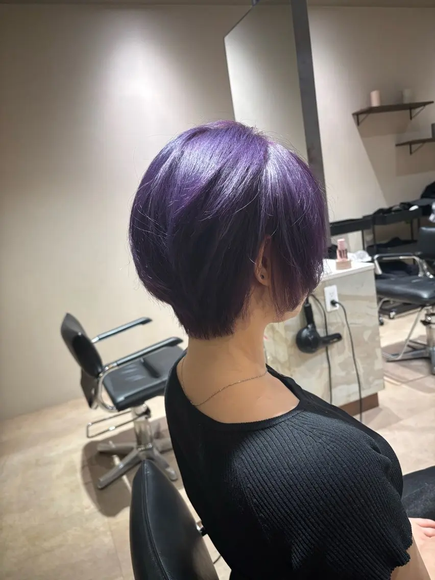ショート カラー ショートボブ パープルカラー ボブ ショートヘア カット ヘアカラー トリートメント 藤井 隼のヘアスタイル