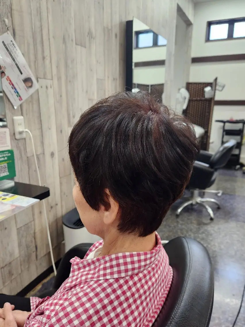 ショート カラー カット ヘアカラー 岩瀬 未来のヘアスタイル