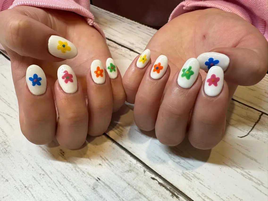 ネイル アートネイル pro.M chiharuのネイルデザイン