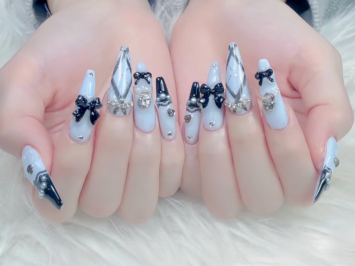 ネイル アニマル柄 べっ甲ネイル ブルー ボルドー ブラウン ハンドネイル Rin Nail 新大久保店のネイルデザイン