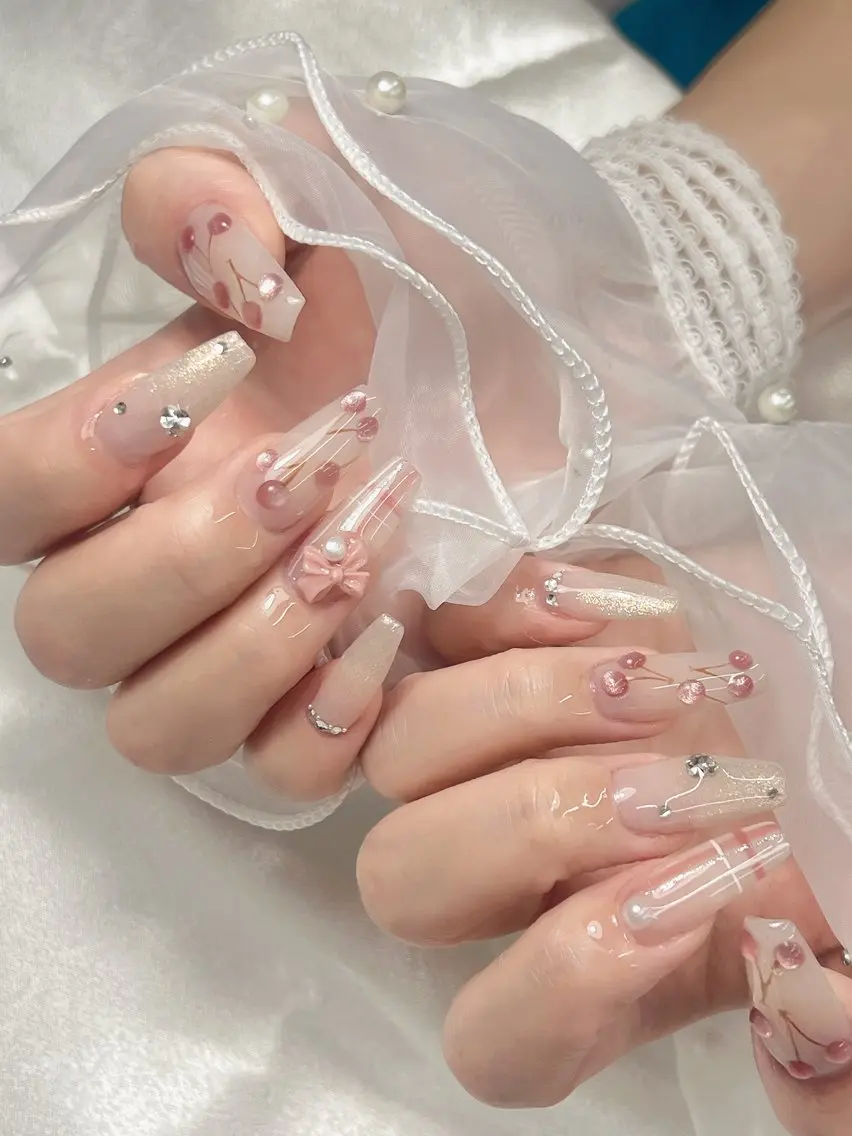 ネイル スカルプネイル ハンドネイル bijou nails　蓮のネイルデザイン