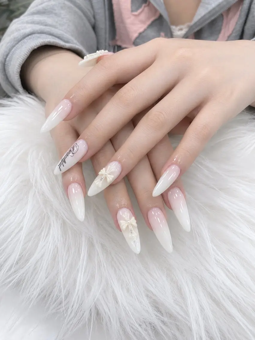 ネイル SARIMIA 💅💅のネイルデザイン
