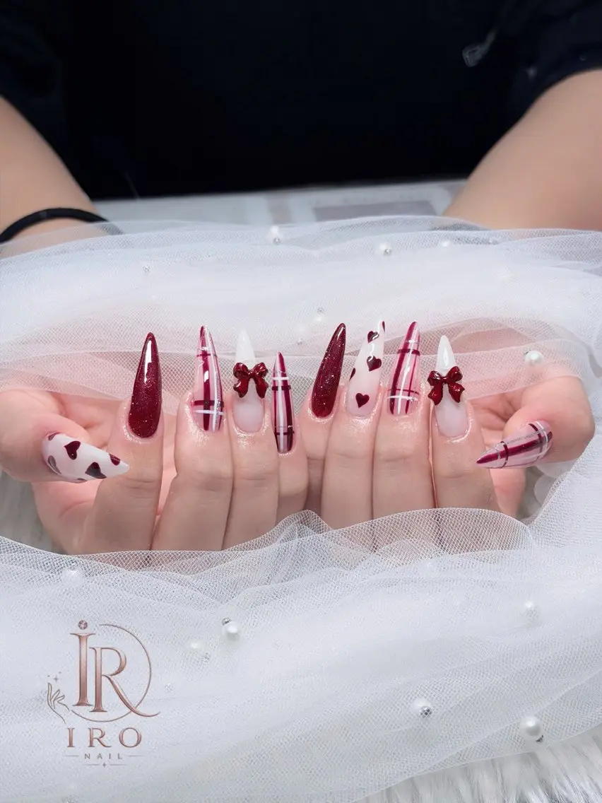 ネイル ハンドネイル IRO Nail Studioのネイルデザイン