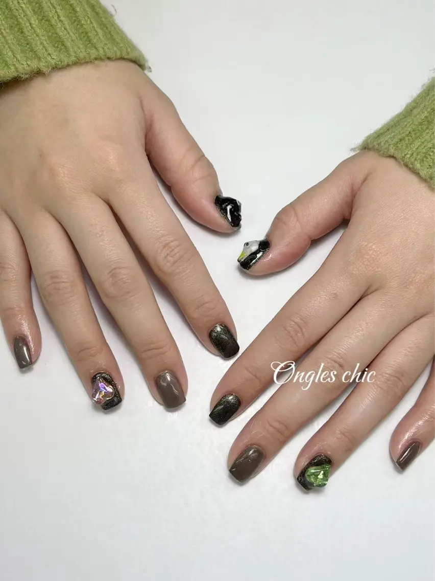ネイル ハンドネイル ongles chicのネイルデザイン