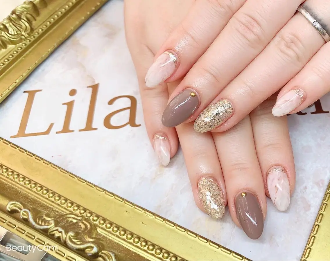 ネイル ジェルネイル グラデーション 卒業式 ハードジェル ラメ(グリッター) Lilas Nailのネイルデザイン