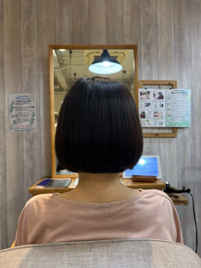 ショート カット 飯岡 セナのヘアスタイル