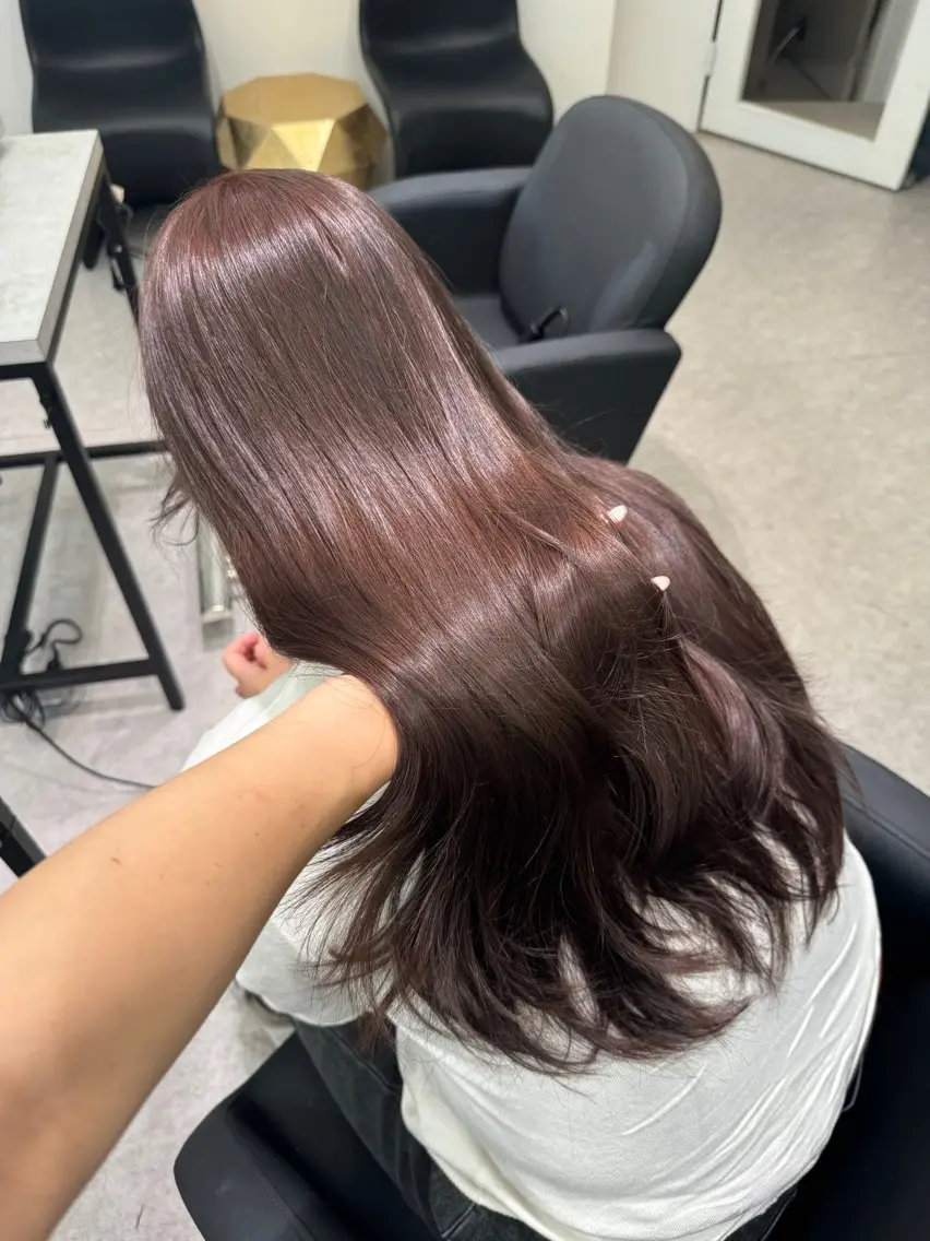 ロング カラー ベージュカラー ブリーチ ダブルカラー グレージュ ミルクティーベージュ ヘアカラー グレージュ/ベージュ 🎀momo🎀のヘアスタイル