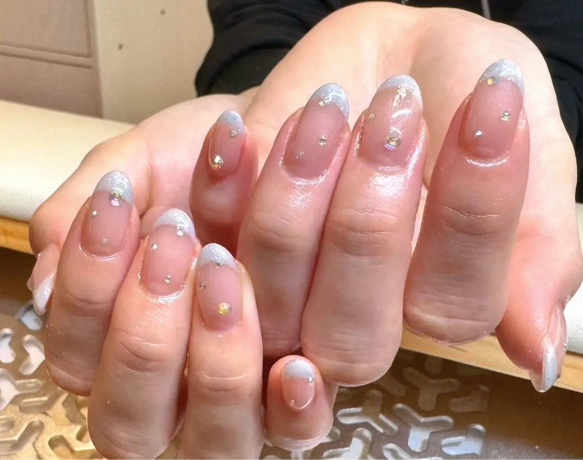 ネイル べっ甲ネイル ボルドー ブラウン マグネットネイル ニュアンスネイル R Rinのマツエク・マツパデザイン