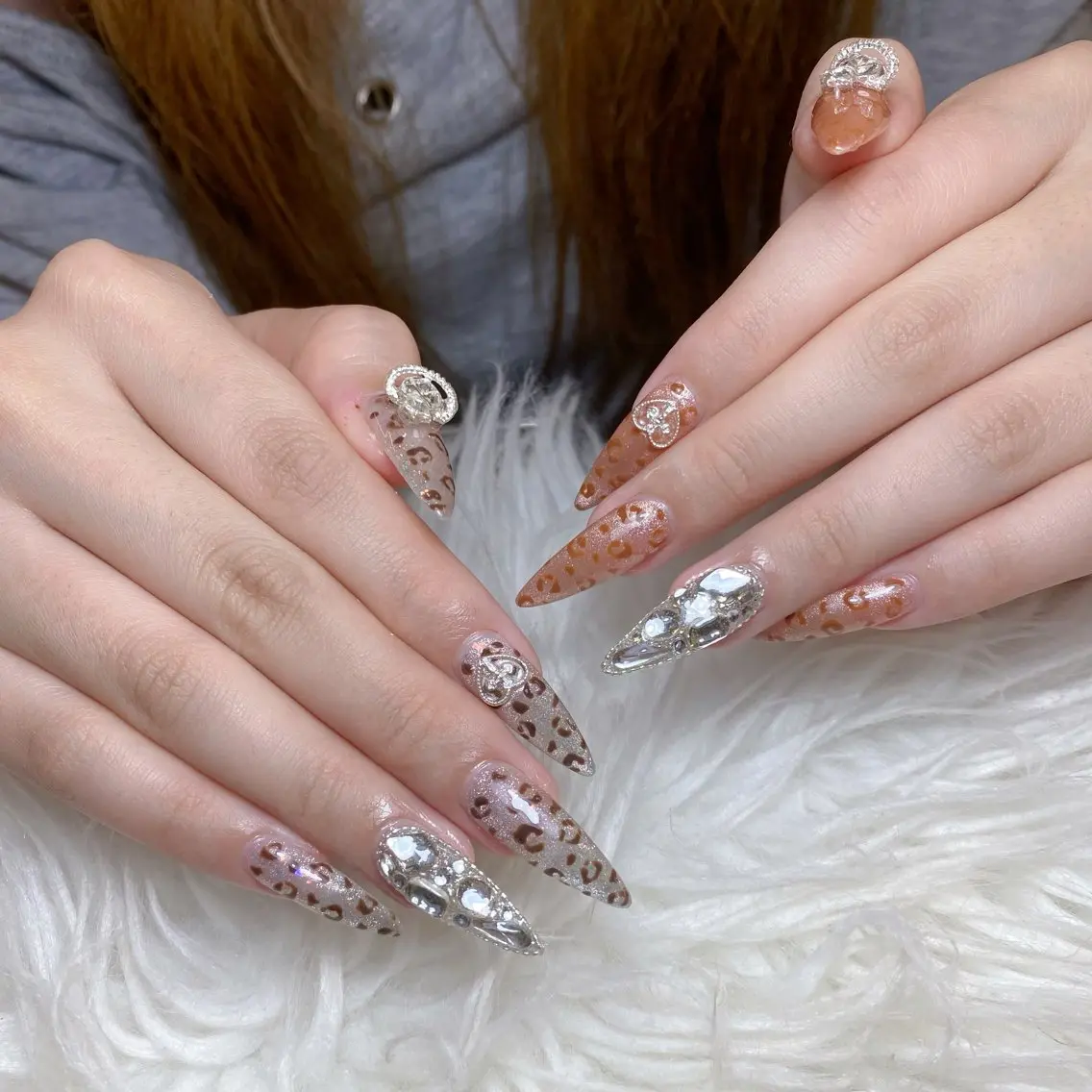 ネイル ハンドネイル ハンドケア Anh Nail 歌舞伎町のネイルデザイン