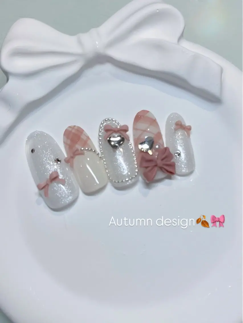 ネイル アートネイル ガーリー 韓国ネイル 持ち込み ワンホンネイル KOKONA 🎀のネイルデザイン