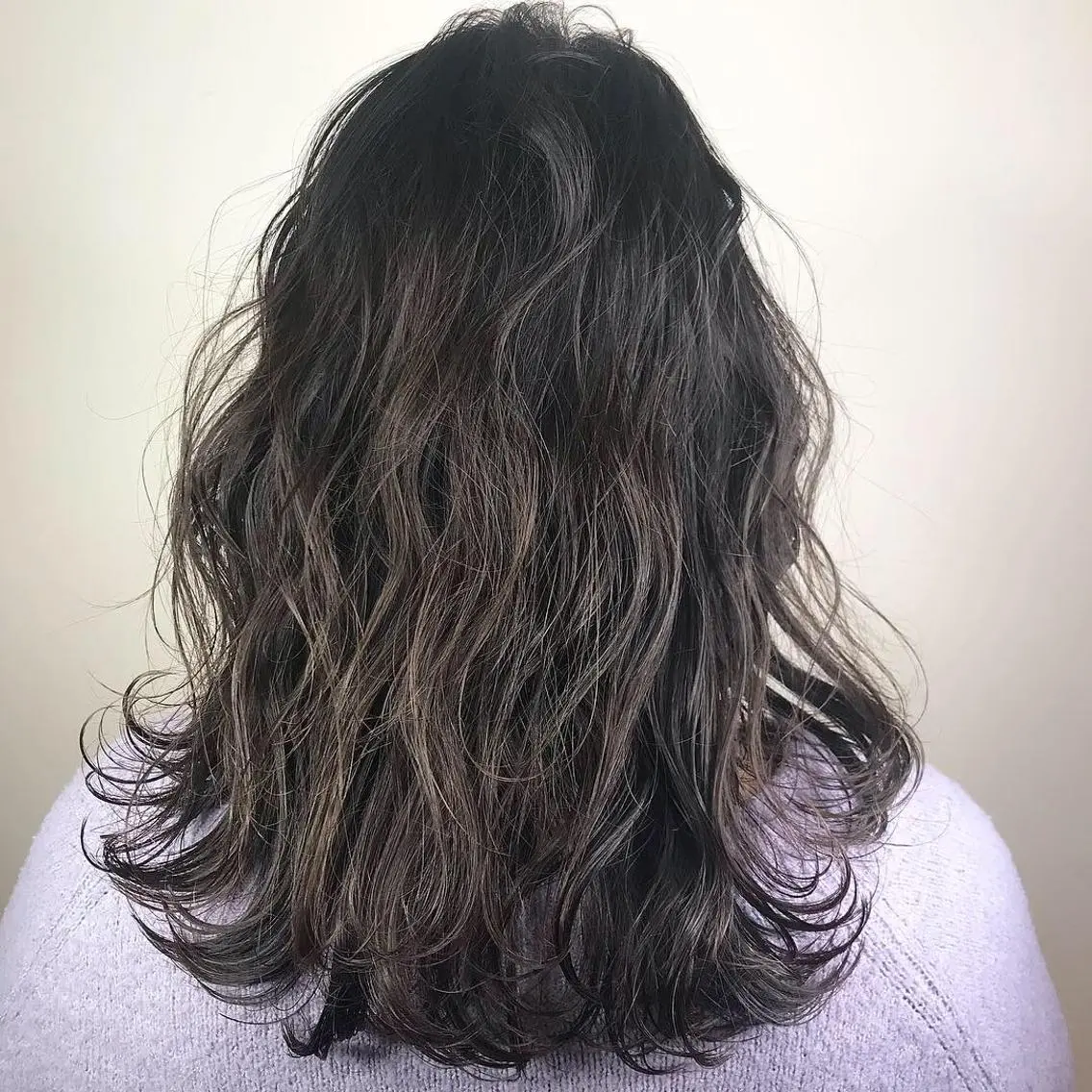 カラー ロング ヘアカラー トリートメント デザインカラー Lienのヘアスタイル