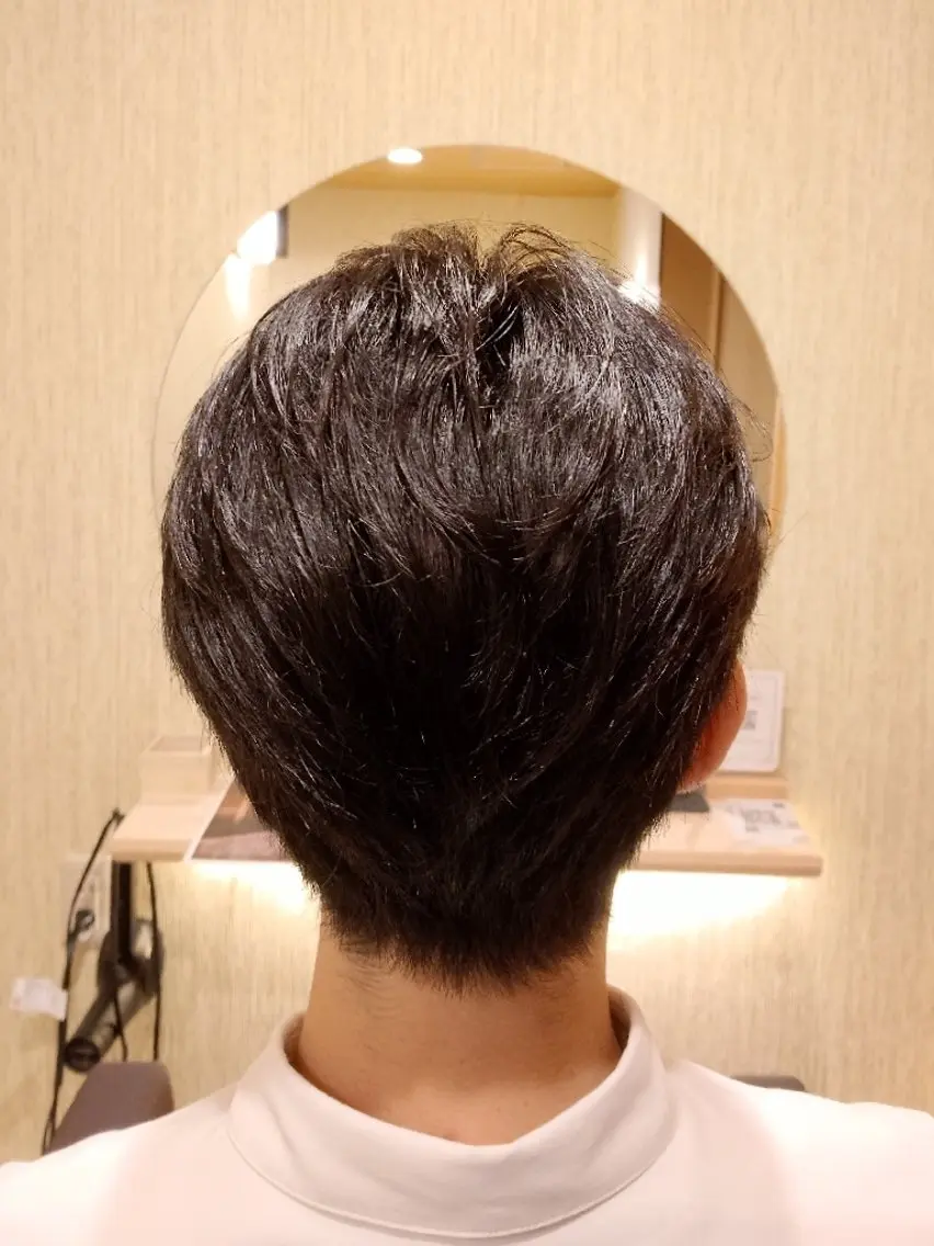 ショート メンズ カット トリートメント ヘッドスパ 【渋谷|髪質改善】 美女が沼るヘッドスパのヘアスタイル